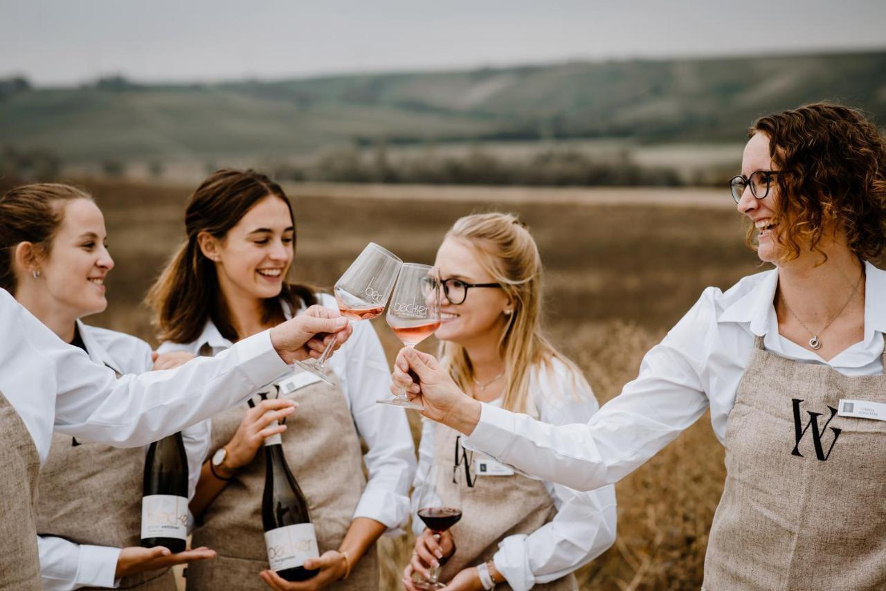 Weinzuhause Hotel-Restaurant-Vinothek Mommenheim المظهر الخارجي الصورة